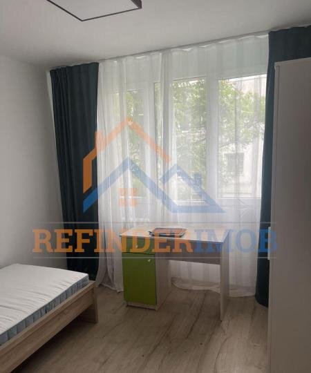 Titan, Policlinica Titan apartament de vanzare cu 3 camere